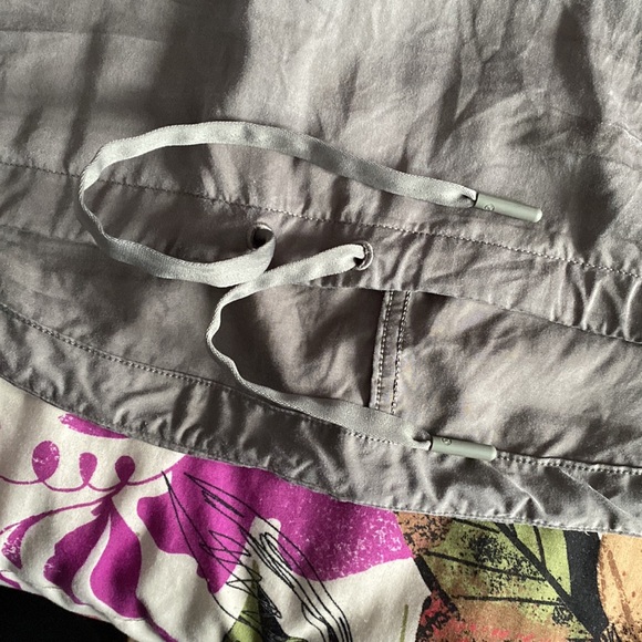 Lululemon City Stroll Hoodie - Picture 12 of 12